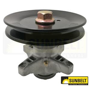 B1CC117 - SPINDLE ASSY, CUB CADET 618-04124A - Image 1